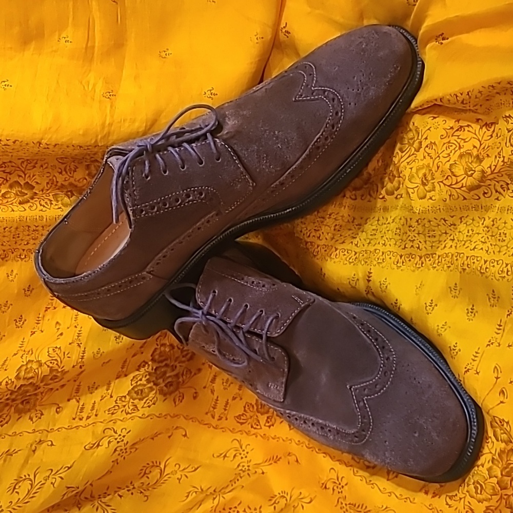Cole Haan brown suede Oxford shoes